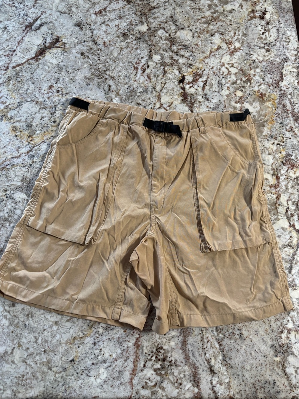 REI Men's Cargo Shorts in Khaki with Black Belt Detail